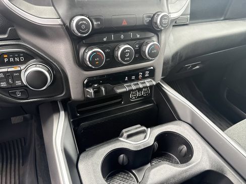Used 2022 RAM 1500 Big Horn AWD/4WD image 27