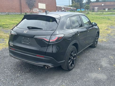 Used 2024 Honda HR-V Sport image 8