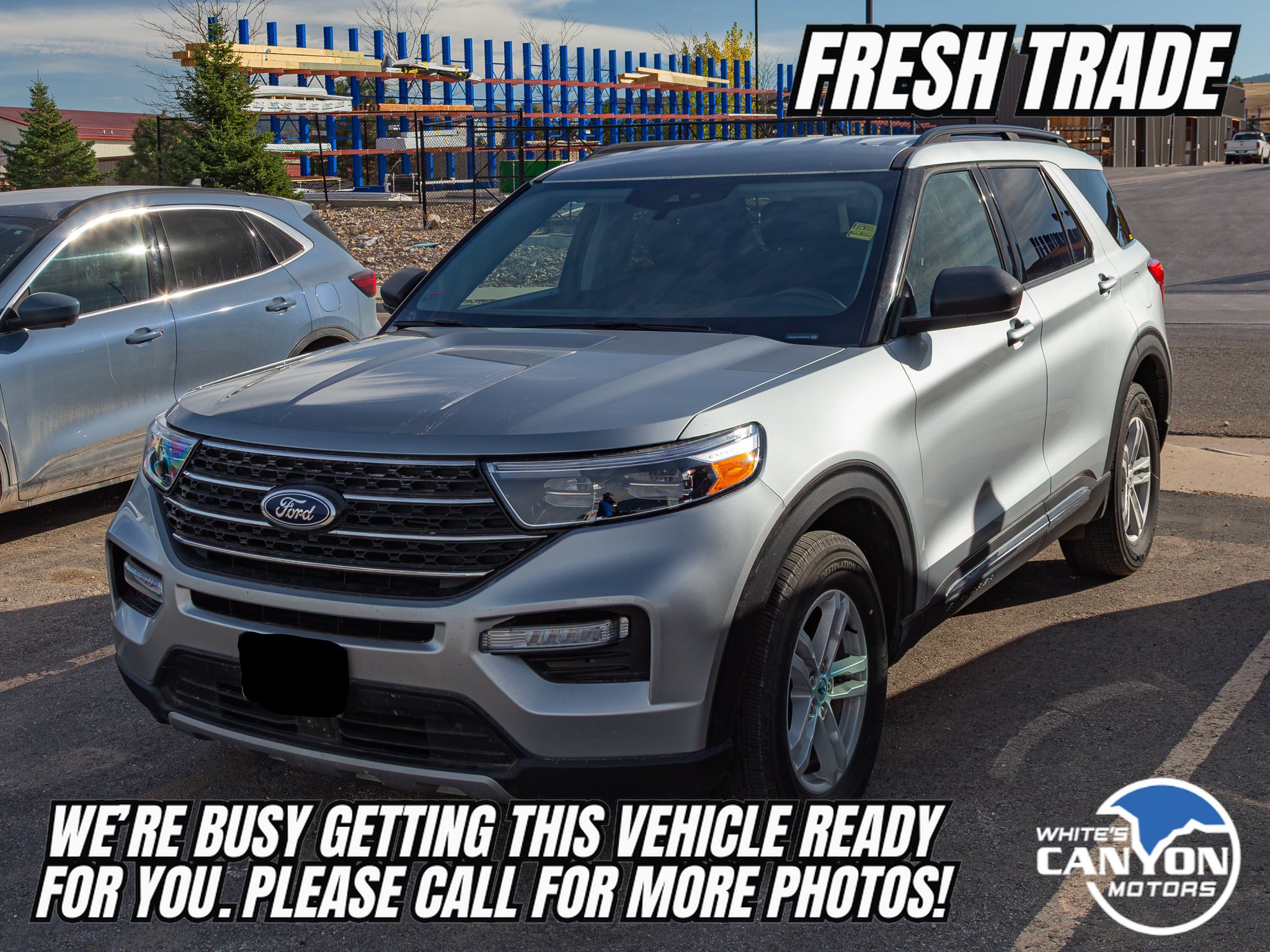 Used 2024 Ford Explorer XLT w/ Equipment Group 202A AWD/4WD image 2
