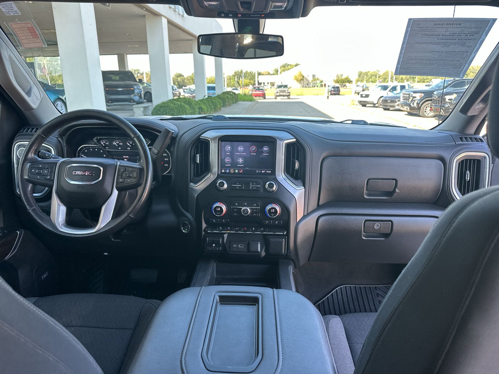 Used 2021 GMC Sierra 1500 Elevation w/ Preferred Package AWD/4WD image 3