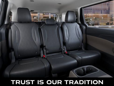 New 2026 Kia Carnival image 16