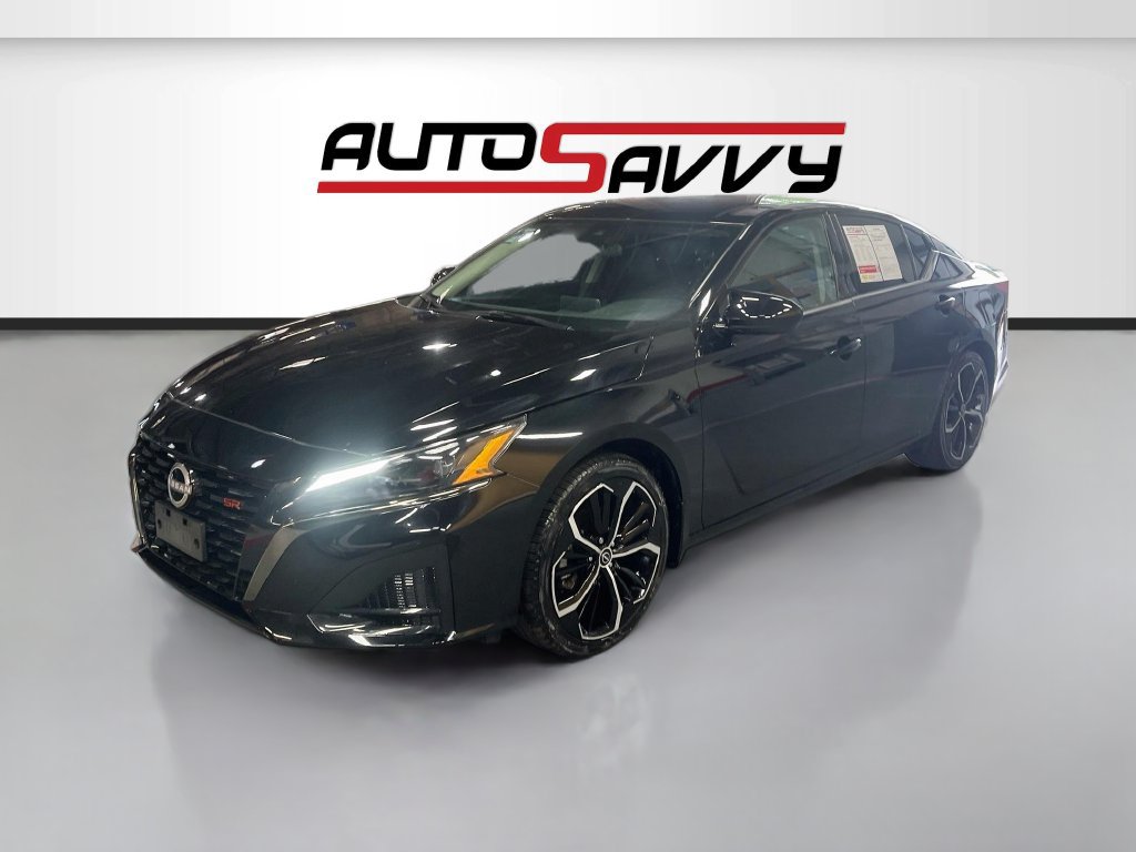 Used 2025 Nissan Altima 2.5 SR FWD image 3