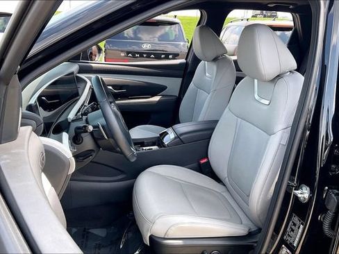 Used 2025 Hyundai Santa Cruz Limited AWD/4WD image 25