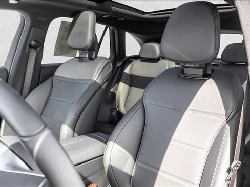 Certified 2026 Mercedes-Benz GLC 300 4MATIC image 12