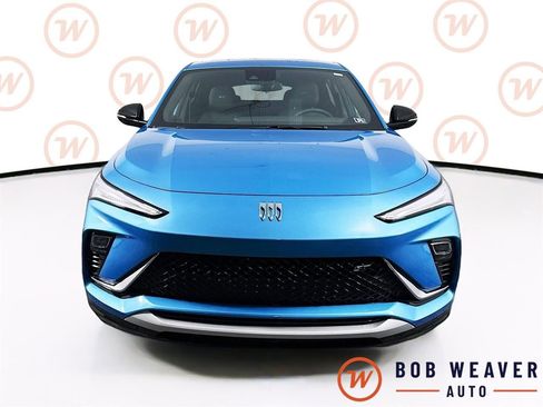 Used 2025 Buick Envista Sport Touring w/ Convenience I Package image 2