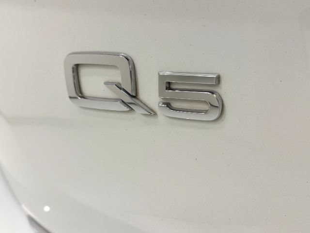 Used 2016 Audi Q5 2.0T Premium Plus w/ Technology Package AWD/4WD image 10