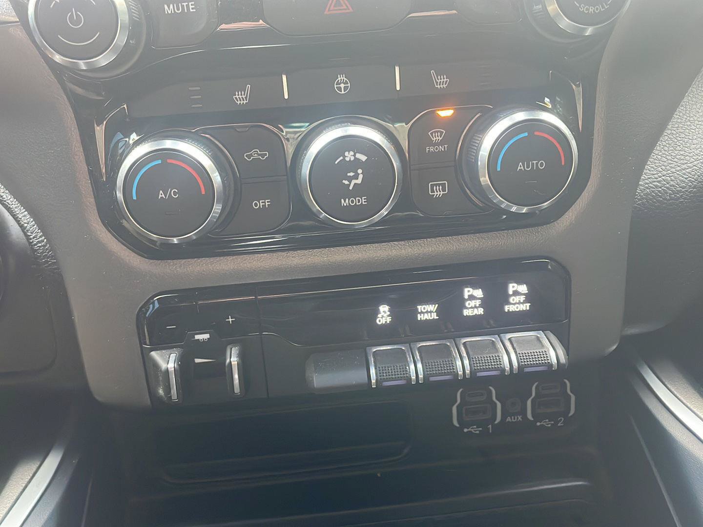 Used 2022 RAM 1500 Big Horn AWD/4WD image 8