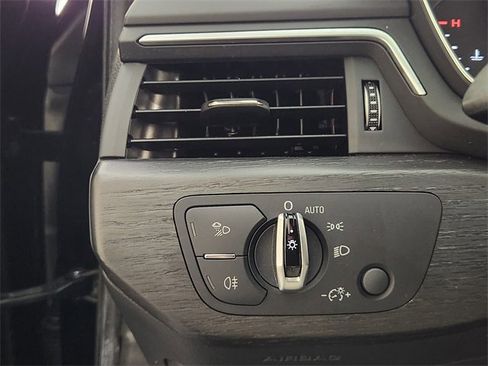 Used 2017 Audi A4 2.0T Ultra Premium w/ Convenience Package image 22