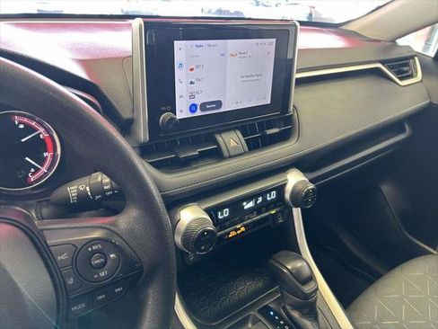 Certified 2024 Toyota RAV4 XLE FWD image 21
