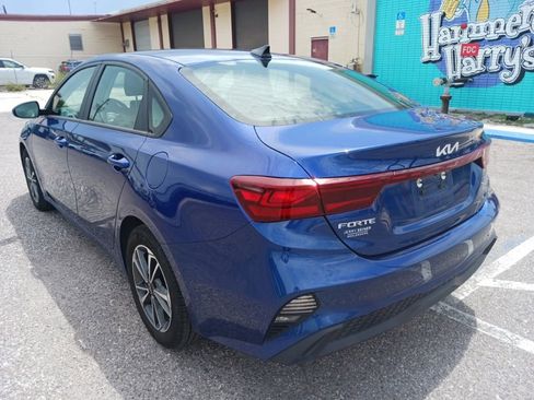 Used 2024 Kia Forte LXS FWD image 5