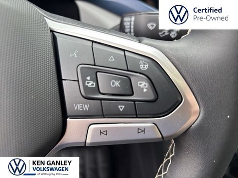 Used 2024 Volkswagen Taos SE w/ Panoramic Sunroof Package AWD/4WD image 13