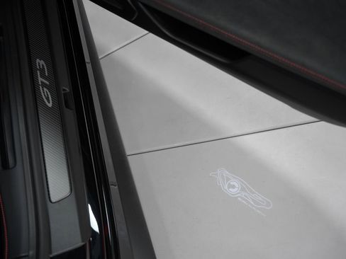 Used 2026 Porsche 911 GT3 image 38