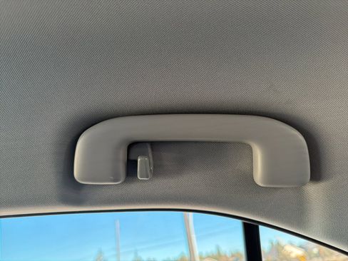 Used 2020 Toyota Camry LE image 70