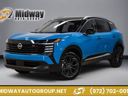 Used 2026 Nissan Kicks SR w/ SR Premium Package AWD/4WD image 1