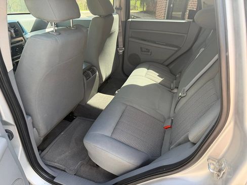 Used 2005 Jeep Grand Cherokee Laredo image 20