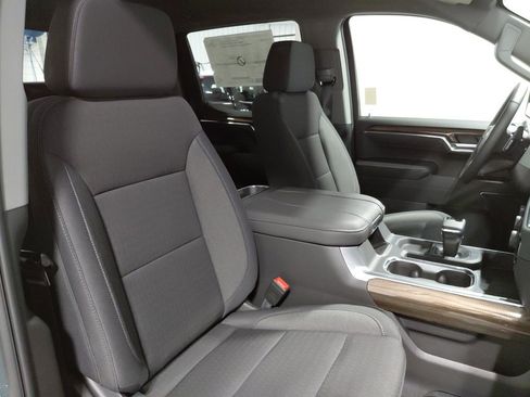 New 2026 Chevrolet Silverado 1500 LT Trail Boss w/ Dark Appearance Package image 22