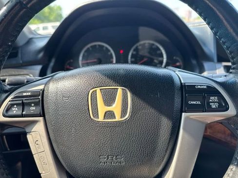 Used 2011 Honda Accord EX-L image 25