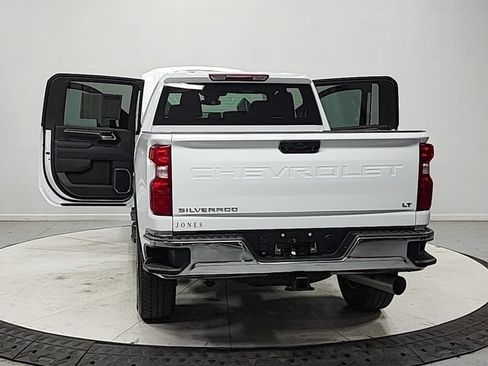Used 2025 Chevrolet Silverado 2500 LT AWD/4WD image 14