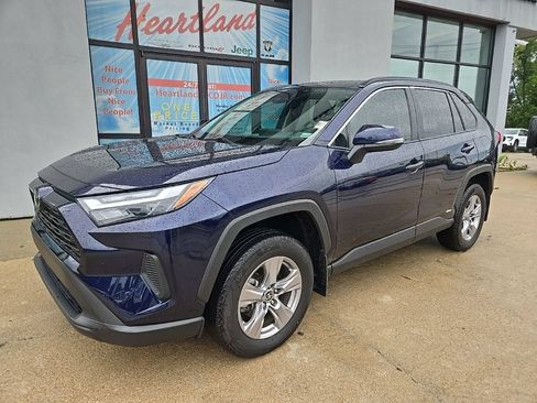 Used 2025 Toyota RAV4 XLE w/ Convenience Package AWD/4WD image 2