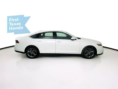 Certified 2025 Honda Accord EX-L image 8