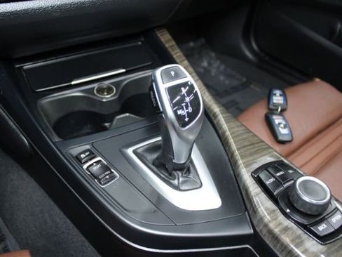 Used 2016 BMW 228i M-Sport image 14