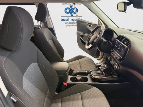 Used 2020 Kia Soul EX image 18