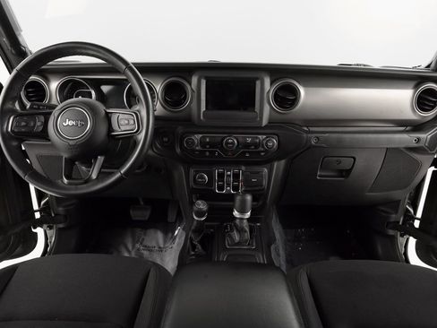 Certified 2021 Jeep Gladiator Sport image 2