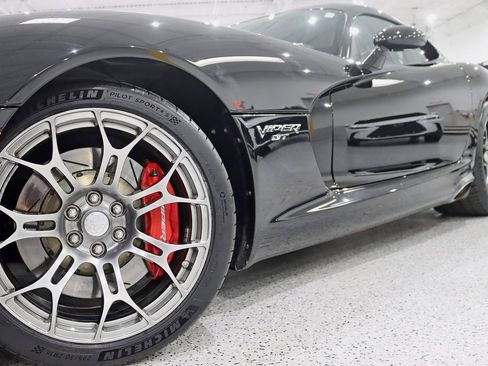 Used 2015 Dodge Viper w/ Quick Order Package 22J GT image 6