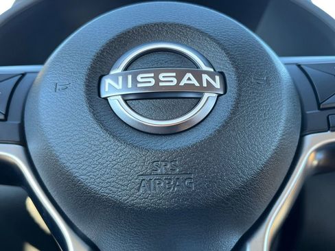 New 2025 Nissan Sentra SV w/ SV Premium Package image 5