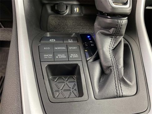 Used 2023 Toyota RAV4 XLE Premium image 24