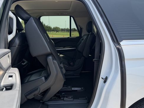 Used 2025 Lincoln Navigator L Reserve AWD/4WD image 27