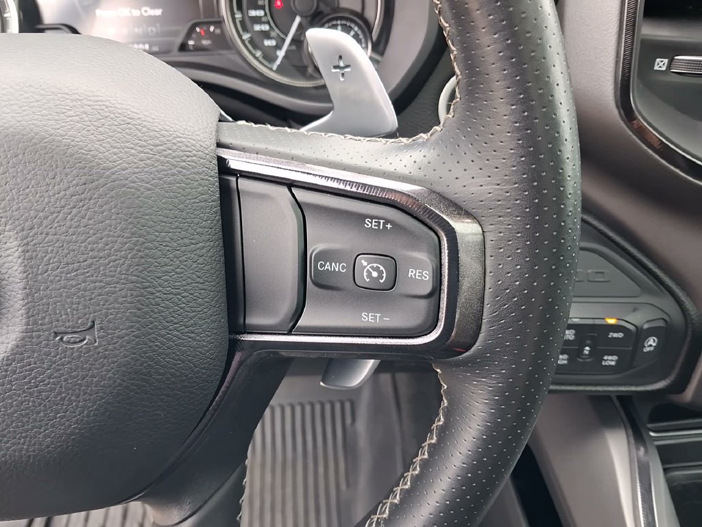 Used 2022 RAM 1500 Laramie AWD/4WD image 25