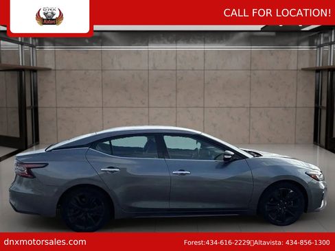 Used 2022 Nissan Maxima SV w/ Floor Mat Group image 5