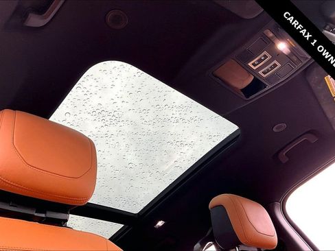 Used 2024 Land Rover Defender 110 S image 26