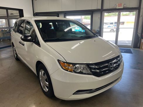 Used 2014 Honda Odyssey LX image 16