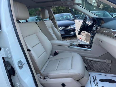 Used 2014 Mercedes-Benz E 350 4MATIC Sedan w/ Premium 1 Package image 32