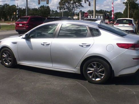 Used 2020 Kia Optima LX image 6