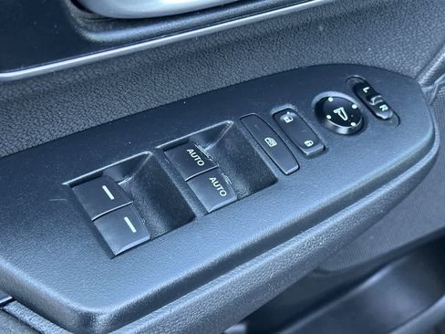 Used 2018 Honda CR-V EX image 13