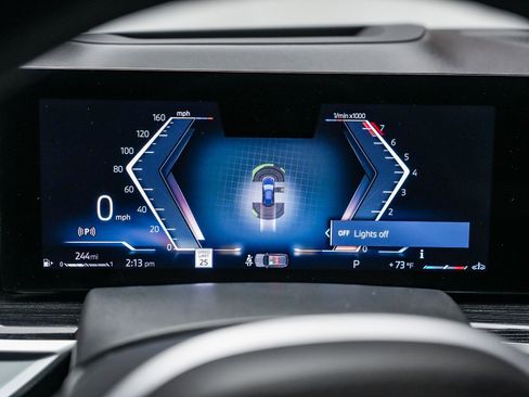 Certified 2024 BMW X5 xDrive40i w/ M Sport Package image 25