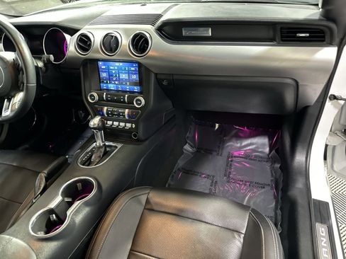 Used 2021 Ford Mustang Premium image 36