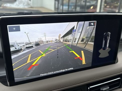 Certified 2022 Lincoln Nautilus FWD w/ Premium Package image 25