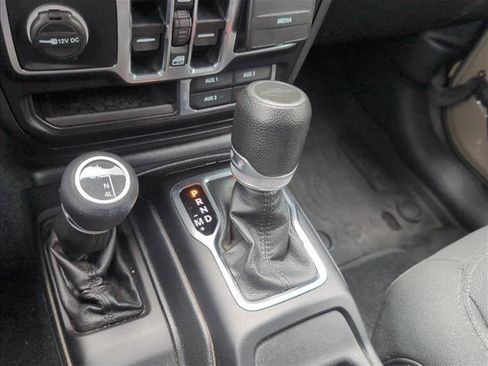 Used 2020 Jeep Gladiator Sport w/ Quick Order Package 24S AWD/4WD image 14