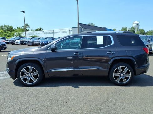 Used 2017 GMC Acadia Denali w/ Technology Package AWD/4WD image 7