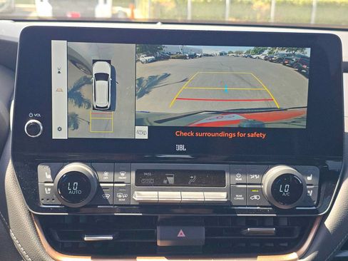 Certified 2024 Toyota Grand Highlander AWD Hybrid image 28