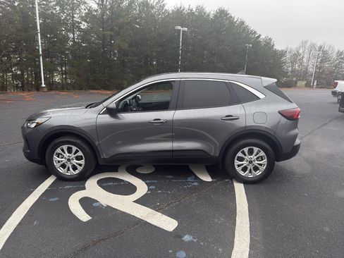 Used 2024 Ford Escape Active image 5