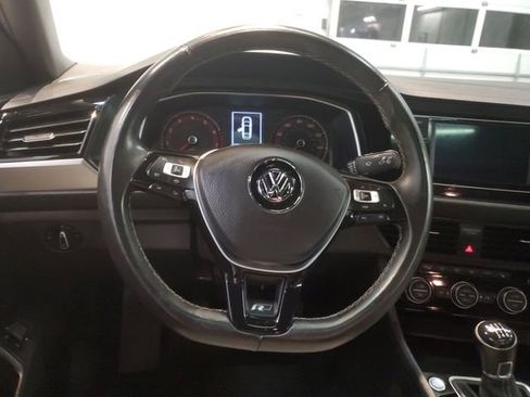 Used 2021 Volkswagen Jetta R-Line image 16