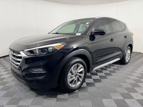Used 2017 Hyundai Tucson SE image 9