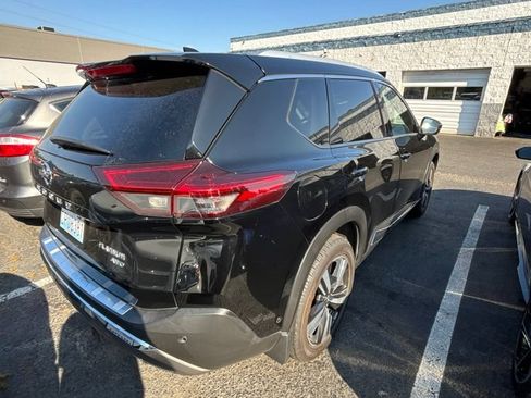 Used 2021 Nissan Rogue Platinum AWD/4WD image 4