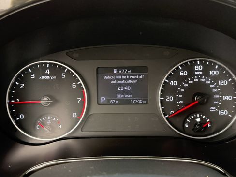 Used 2023 Kia Seltos S w/ Navigation Package FWD image 32