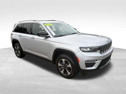 Used 2024 Jeep Grand Cherokee Limited 4xe AWD/4WD image 7